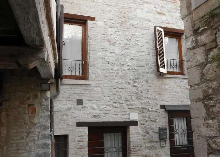 Maria Centro 구비오